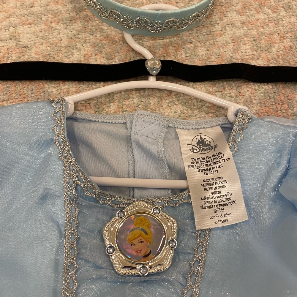 Cinderella Disney Halloween costume 18-24 months - Picture 2 of 3